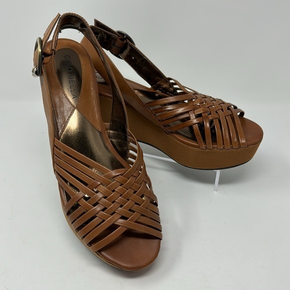 NWT Ciao Bella “Paris” Carmel Vintage Calf Leather Slingback Wedge Sandals SZ 8 - Picture 1 of 14